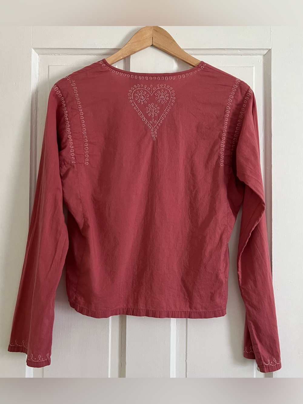 American Eagle Pink Embroidered Boho Peasant Top Size Small
